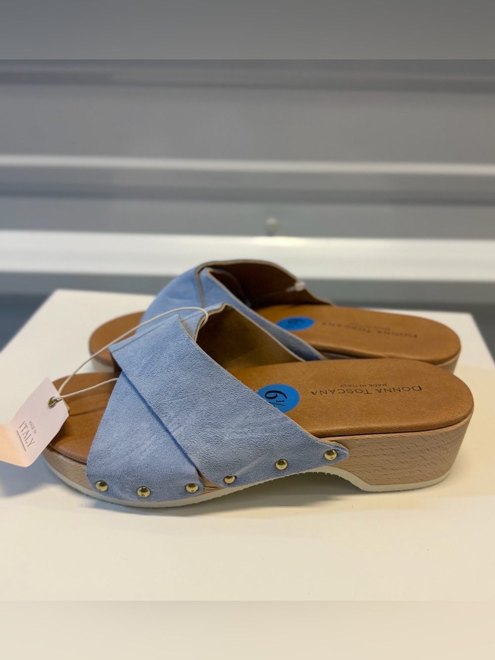 New Donna Toscana Italy Light Blue Suede Cross Strap Slide Sandals Platform 6.5